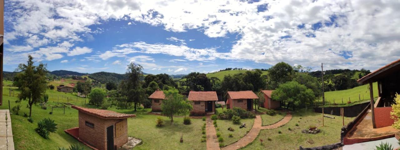Pousada Mirante Bueno Brandao Bagian luar foto